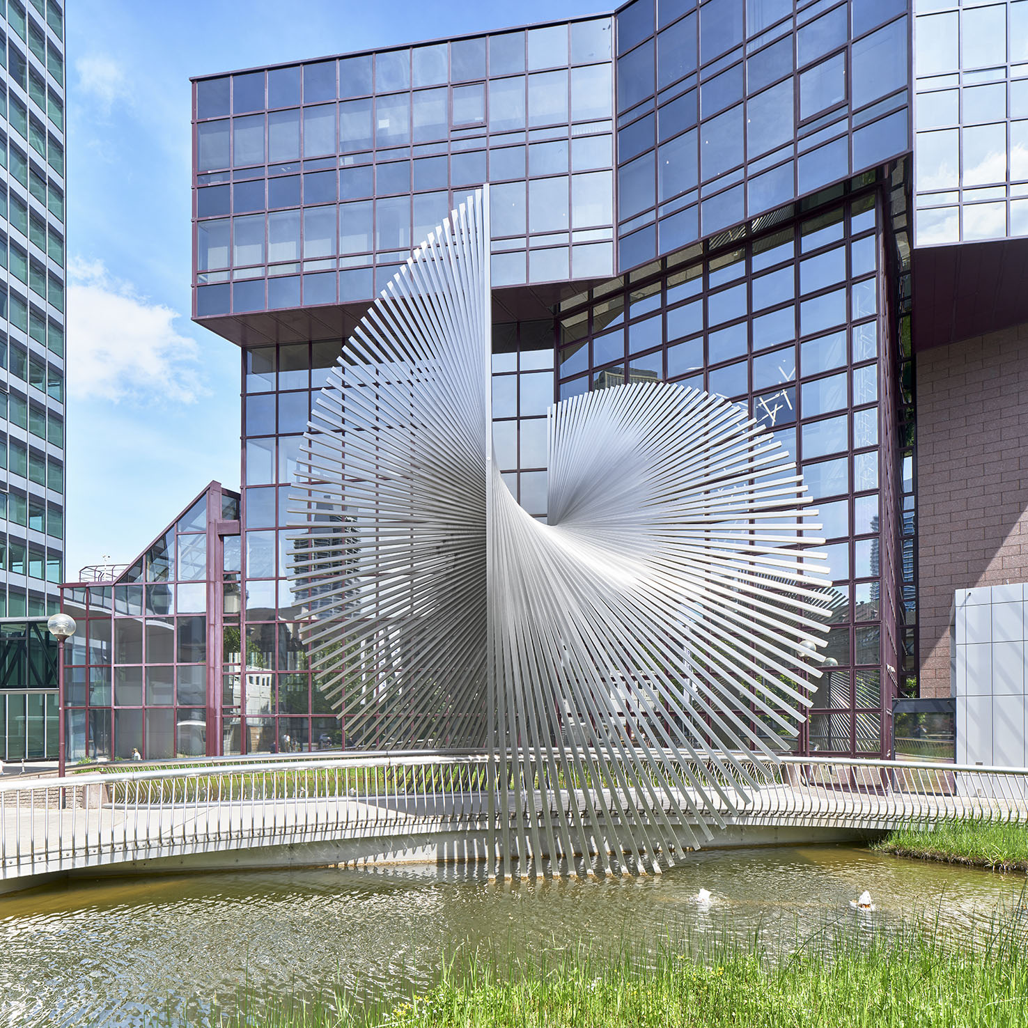 Andreu Alfaro, Die Welt, 1986