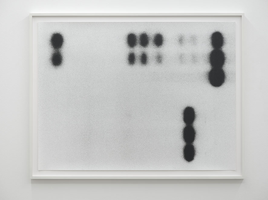 Jan Paul Evers, Familienaufstellung 2, aus der Serie: Apotropäische Psychotope, 2020–2021